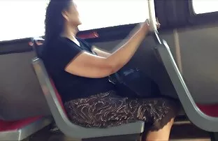 XXX MILF mendapat fucked dengan bokeh hot jepang mainan besar dari seorang dewasa panas.