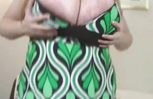 XXX Kotomi suka video film panas jepang berbagi kemaluan dengan adiknya.