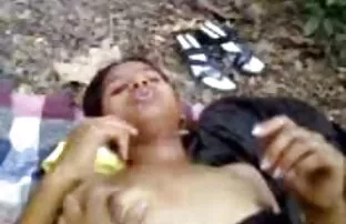 XXX Seorang hot bokeh jepang amatir aneh dengan payudara besar hanya ingin mengisap penis