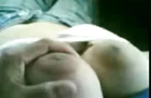 XXX Kamar pijat lesbian muda menjilat dan bercinta youtube video hot jepang