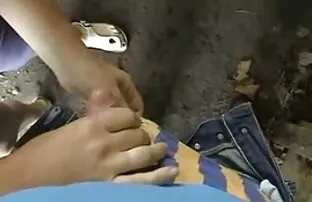 XXX Shemale yang video hot kakek jepang menjijikkan itu punya kemaluan yang besar.